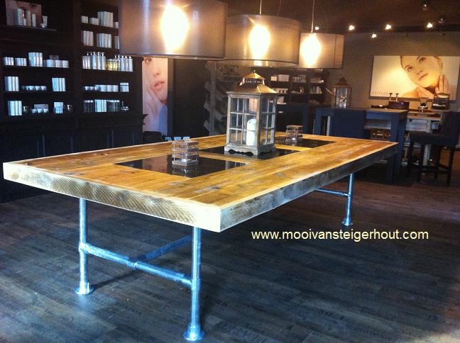 tafel steigerhout met steigerbuis