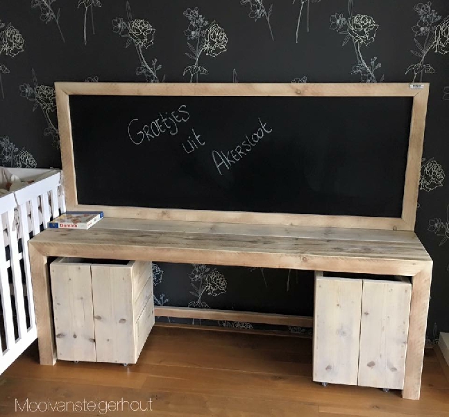 speeltafel steigerhout, + schoolbord