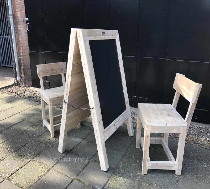 schoolbord van steigerhout