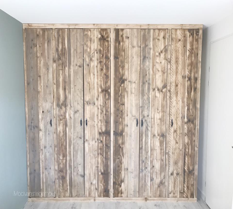 kledingkast van steigerhout